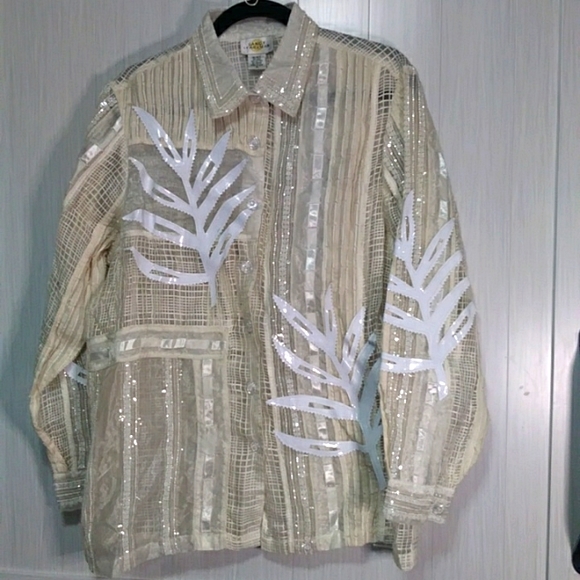 Sandy Starkman embroidered shirt sz M color white,ivory in good condition - Picture 1 of 8